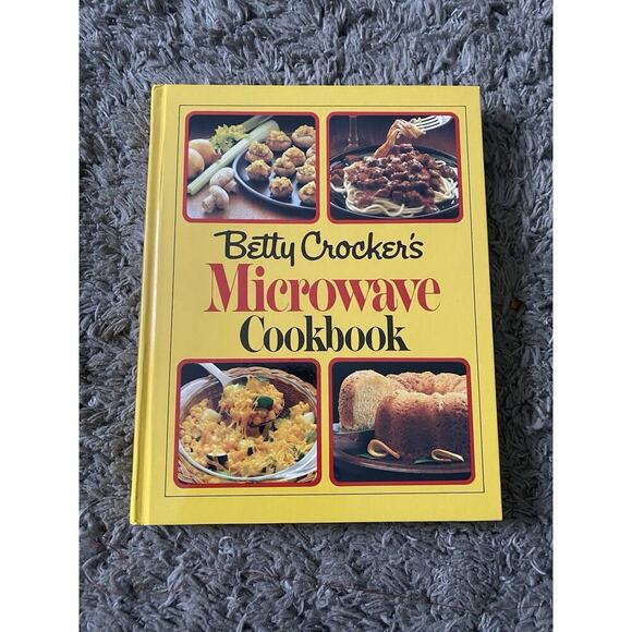 Betty Crocker’s Microwave Cookbook 1981 Vintage Hardcover Random House - Picture 1 of 7